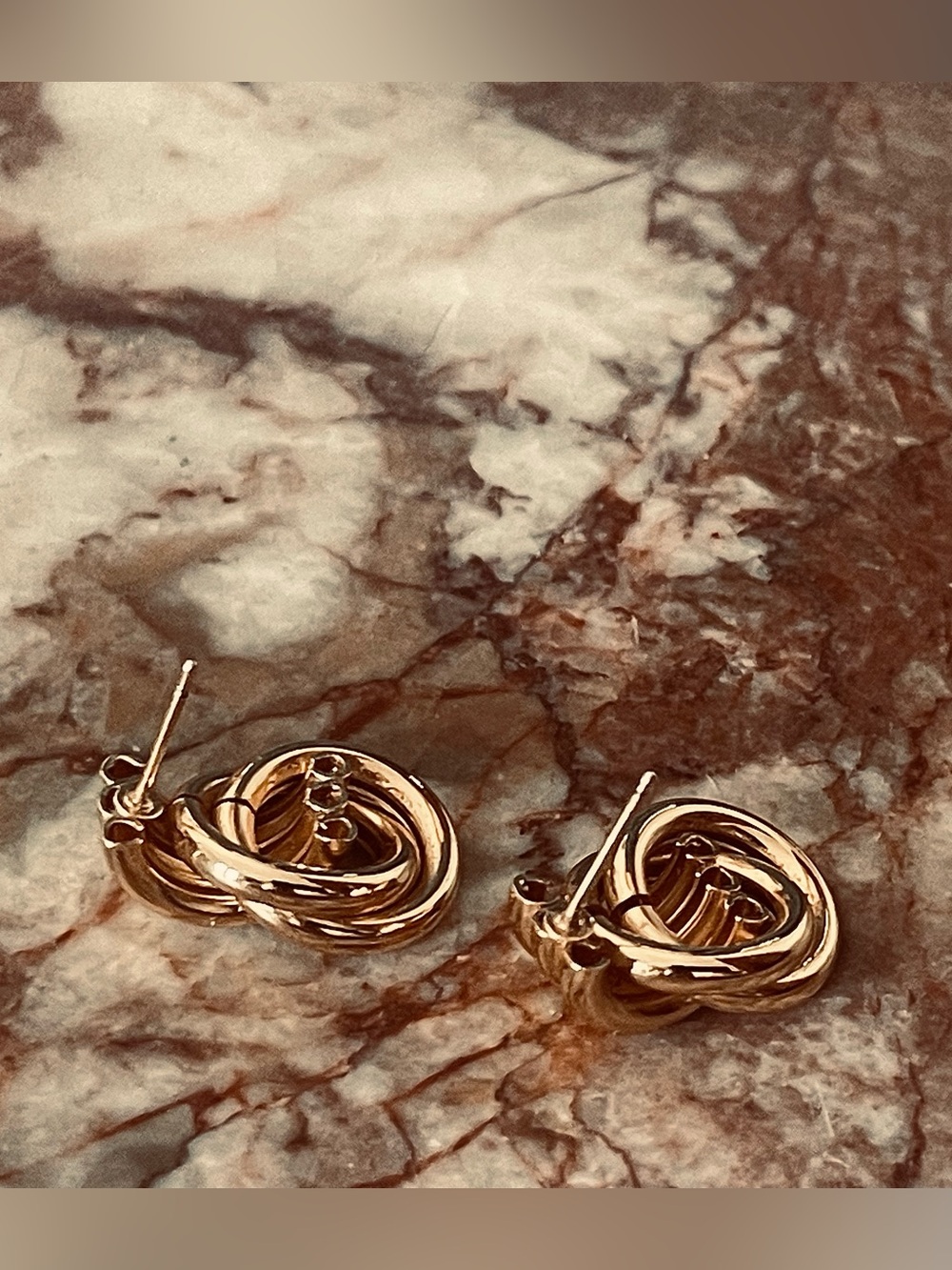 Heaven Mayhem Baby Knots Earrings - Picture 3 of 13
